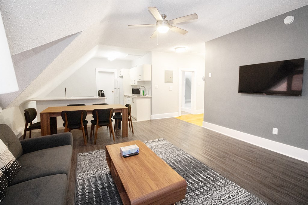 826 Wolseley House Rental Suites Apartments, 826 Wolseley Avenue